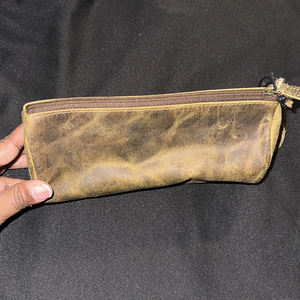 Small Myra Cosmetic Bag - Picture 2 of 3